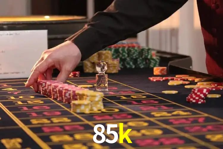 Descubra a Essência do 85k: Nossa História e Compromissos
